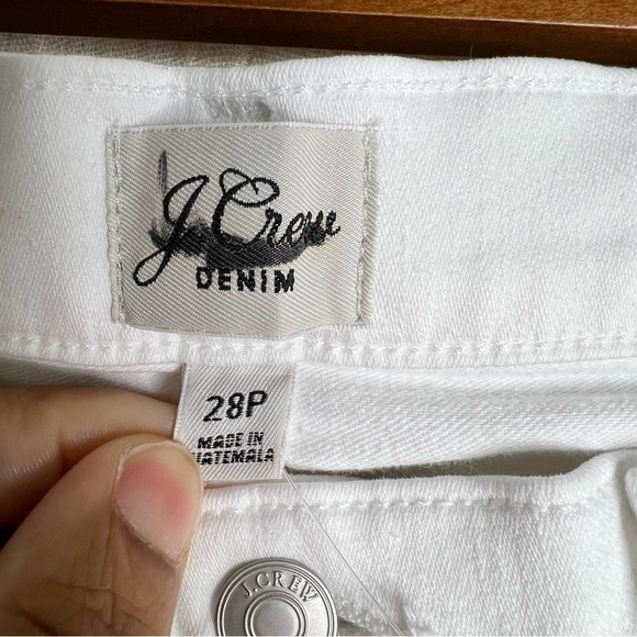 J. Crew 9" vintage straight jean in white size 28P - Picture 10 of 10